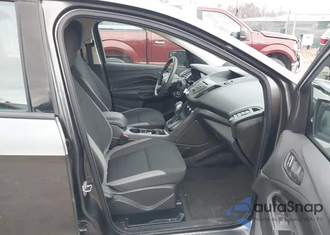 2016 Ford Escape S из США, поврежденный, VIN 1FMCU0F71GUC33342